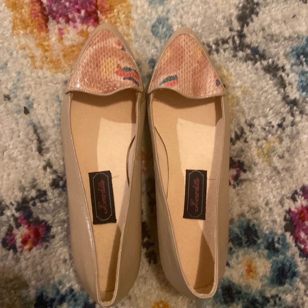 Vintage kitten heels
